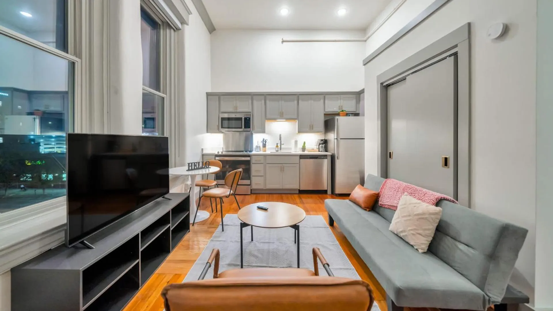Bright And Modern Studio In Louisville # 408 Apartmán